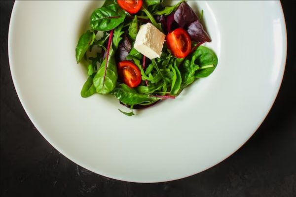 Mikroliście w sałatce